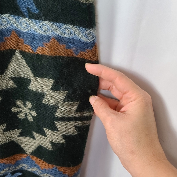4/$18 Vintage Southwestern Print Wrap Skirt - Picture 8 of 9